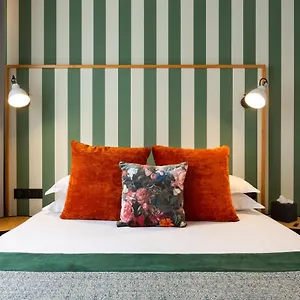 Edmond W Part-dieu Otel